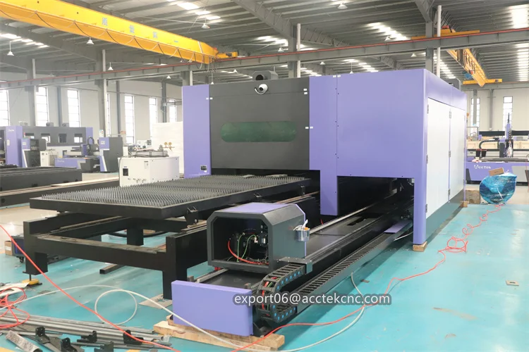 Mesin pemotong Laser serat Cnc SS, mesin pemotong Laser tabung piringan logam tertutup penuh daya tinggi 6000W dengan Platform ganda