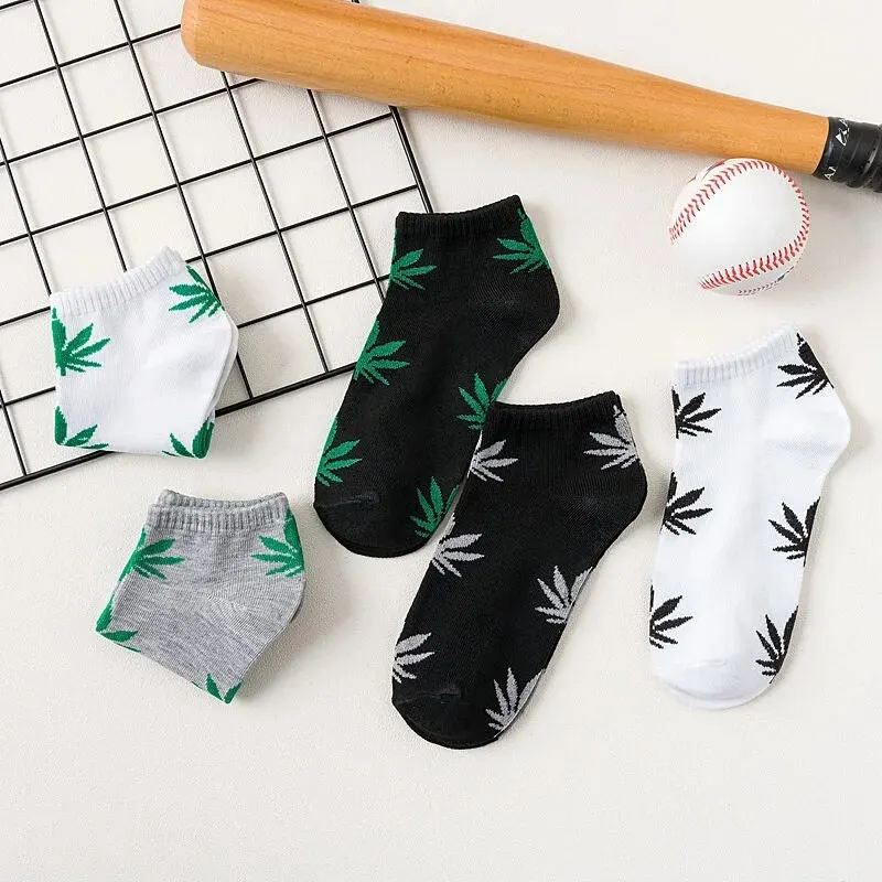 5 Pairs Maple Leaf Men\'s Short Socks  Version Trendy Street Hip Hop Skateboard Ins Low Top Sports  Boat Socks