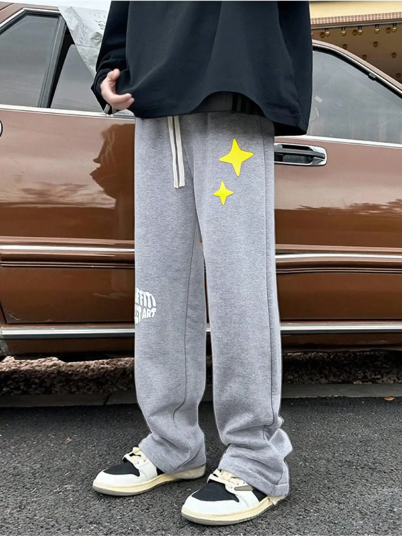 

Men's Retro 80s Style Straight Leg Jogger Pants with Drawstring Waist - Star Print&Lettering Design-Fashion Hip Hop Streetwear