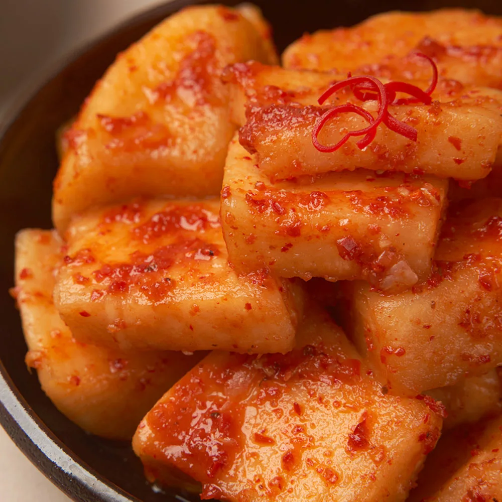 [Conbiini] Gyeongaward-style kimchi made with domestic ingredients), 1kg, 1 Rod