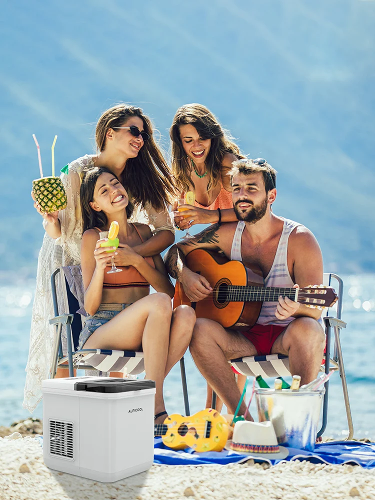 Alpicool CZB-15 Auto-Eisbereiter: Direkter 12/24-V-DC-Stecker, 7-minütiges 9-Bullet-Eis für Straßenausflüge/Camping, 230 V EU-Heimgebrauch (CE-zertifiziert)