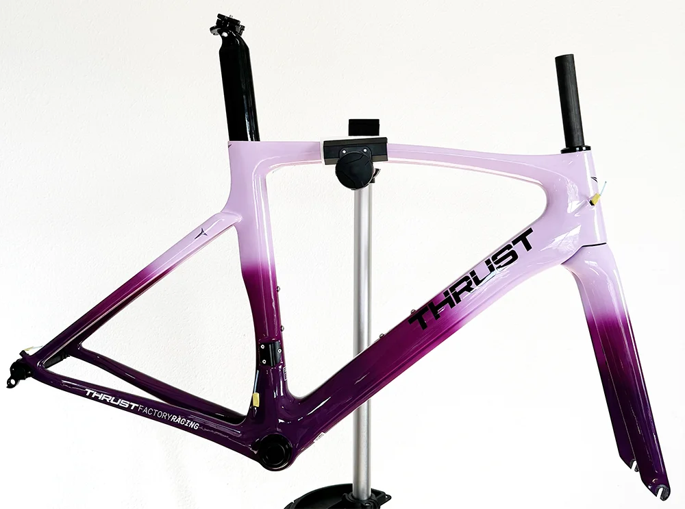 ship from spain THRUST T1000 Carbon Road Bike Carbon Fiber Frame Bicycle 700C Wheel Bicycle Accessories Di2 And Mechanical