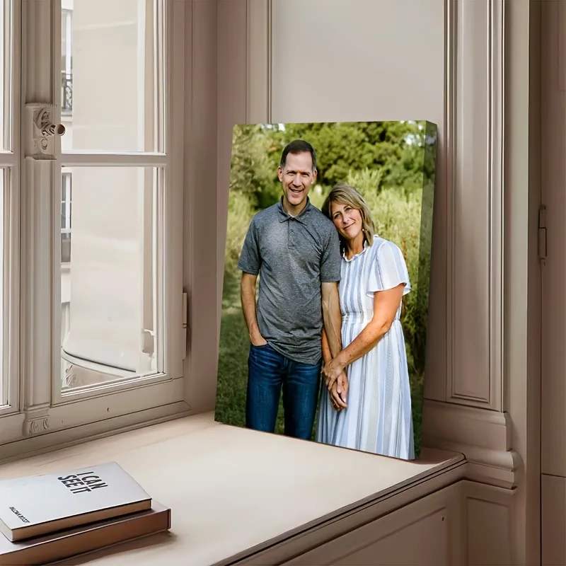 On A 2d Plane, You Can Upload Your Favorite Photo To Customize A Framed Canvas Print, With Various Size Options And Customizable