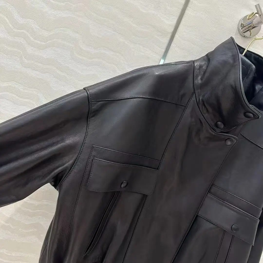 سترة جلدية أساسية ذات جيوب مزدوجة عصرية عتيقة