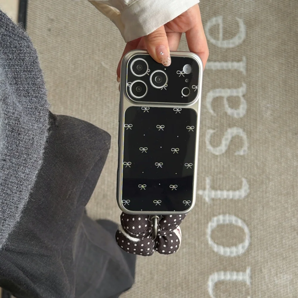 

Electroplated fashionable black bottom bow phone case, suitable for iPhone14/15/16/17ProMax, Fundans 17 Pro new protective case