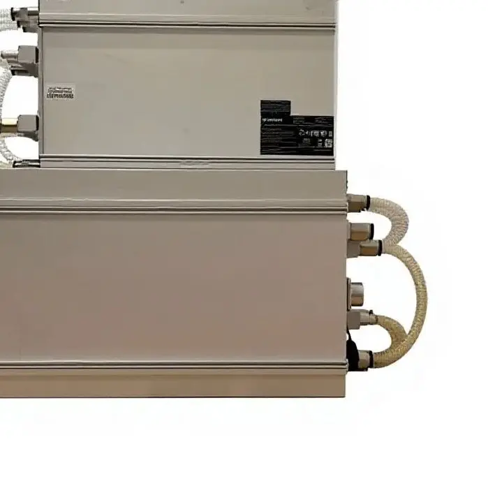 

Bitmain Antminer S21j XP Hyd 495Th/s 5940W Bitcoin Miner с гидроохлаждением