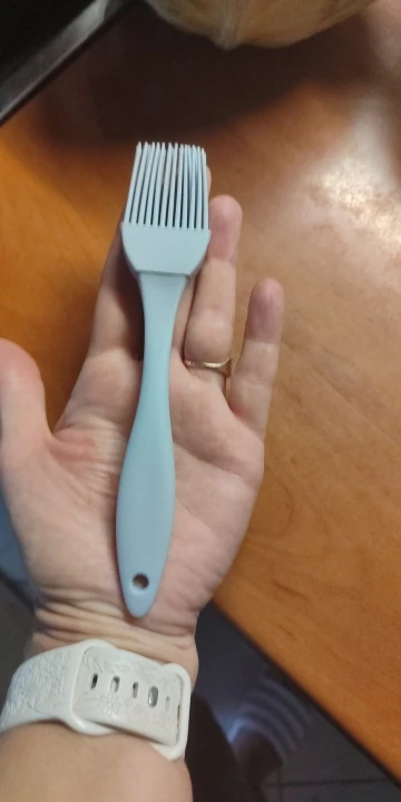 Silicone Oil Brush Barbecue Basting Brush Seasoning Sauce Cake Bread Butter Egg Heat Resistant Home Kitchen Baking Cooking Tools photo review