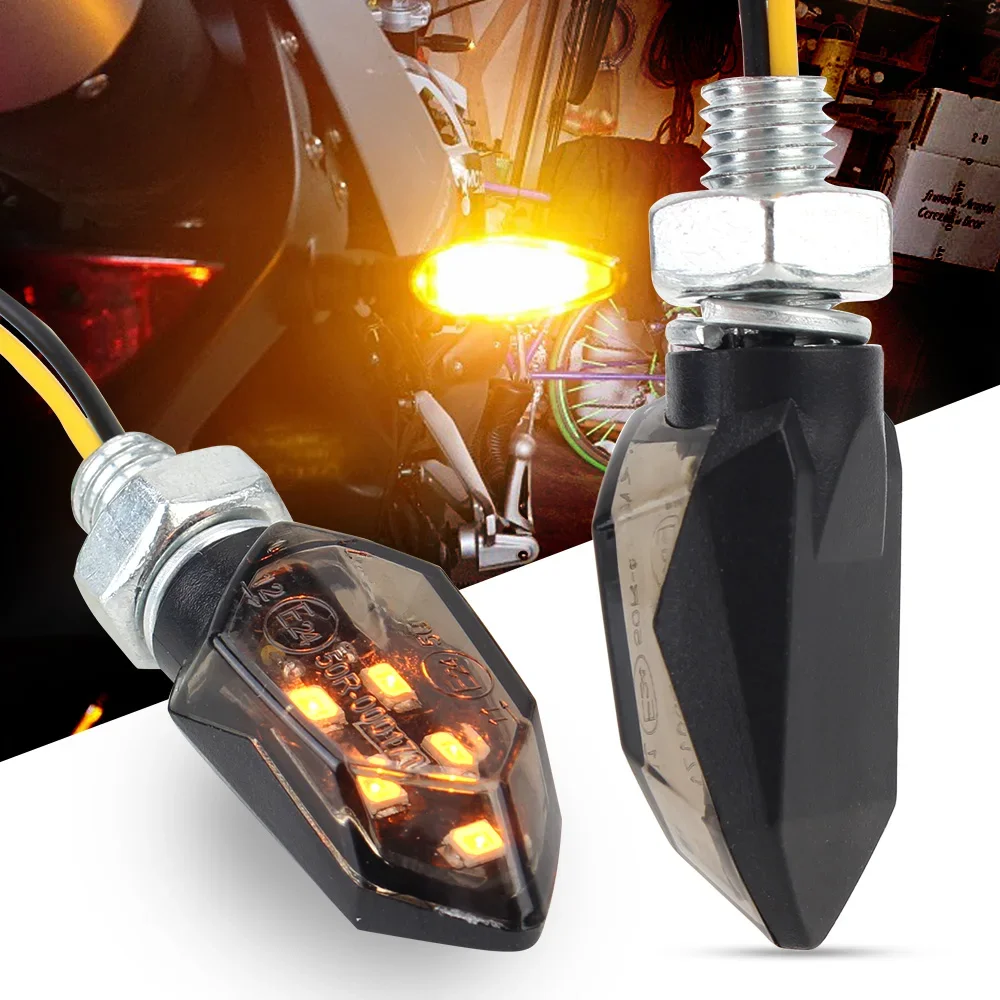 Mini Universal Motocicleta LED Turn Signal Light, Super Bright, Amber Blinker, Moto Indicadores,