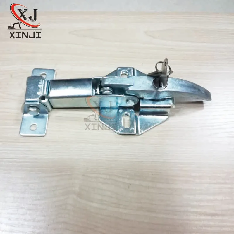 

R200LC R200-5 R215-7 R215-9 R225LC-7 R220-5 Engine Cover Lock Fit For Hyundai Excavator Machine