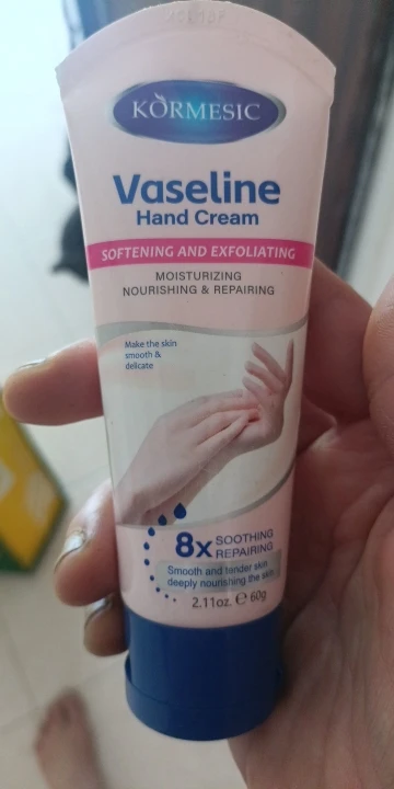 KORMESIC Vaseline Intensive Moisture Hand Cream Moisturizing Lotion Nourishing Hydrating Skin Care Products photo review