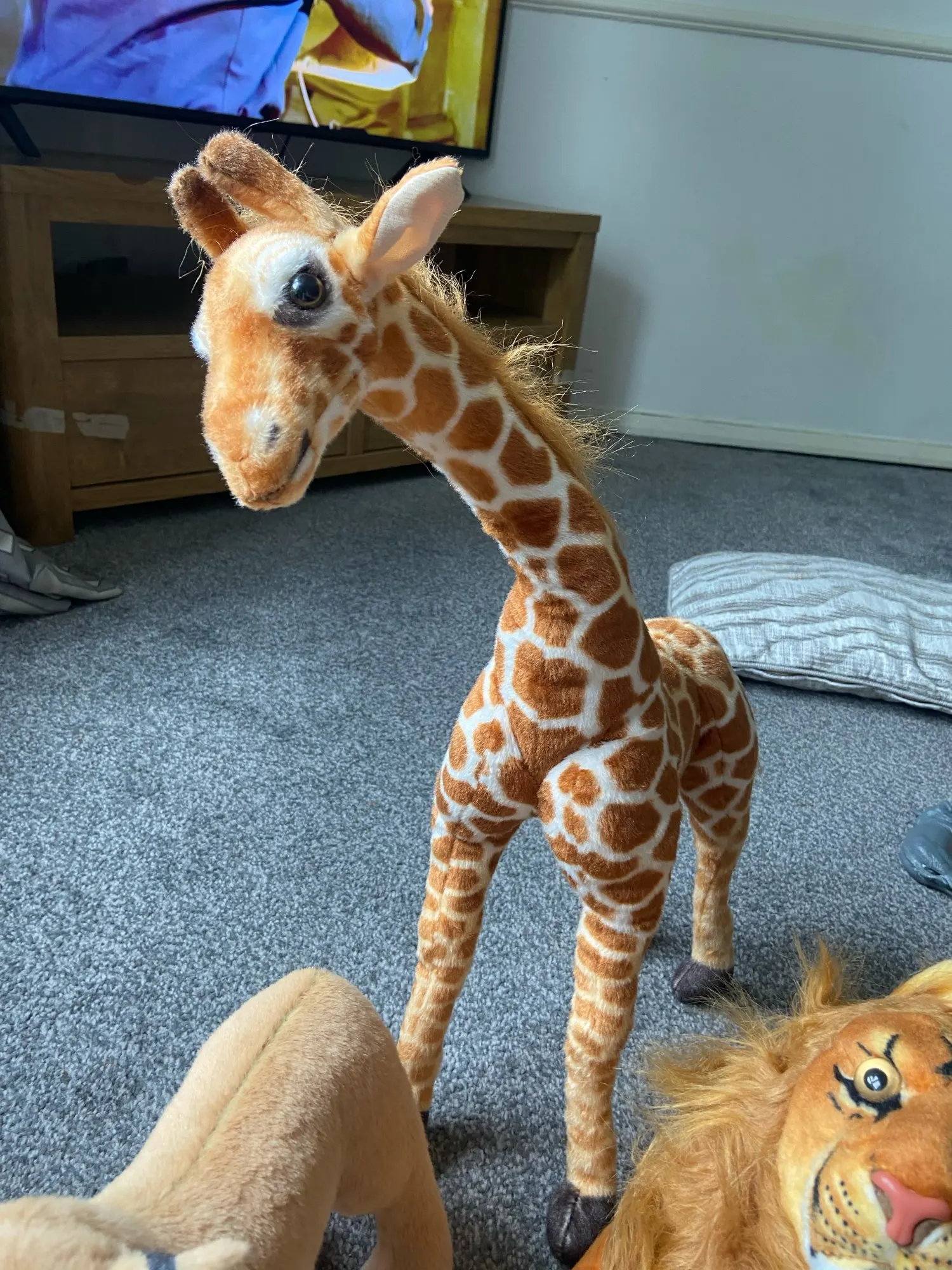 New 1pc Giant size Giraffe Plush Toys Cute Stuffed Animal Soft Giraffe Doll Birthday Gift Kids Toy photo review