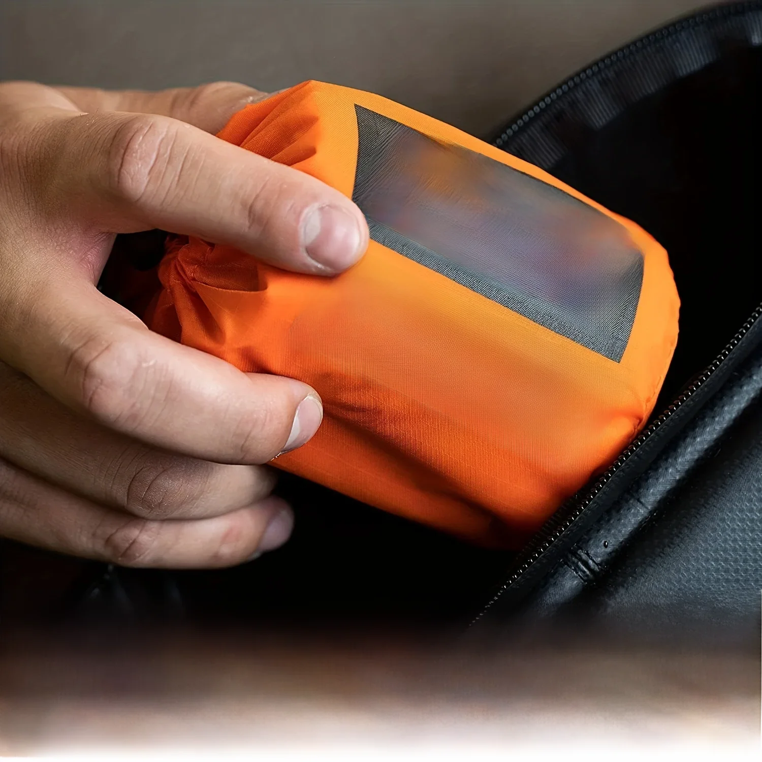 Draagbare waterdichte noodoverlevingsslaapzak Outdoor Edc Campinguitrusting Thermische zak EHBO-reddingsset Mylar-deken - afbeelding 2
