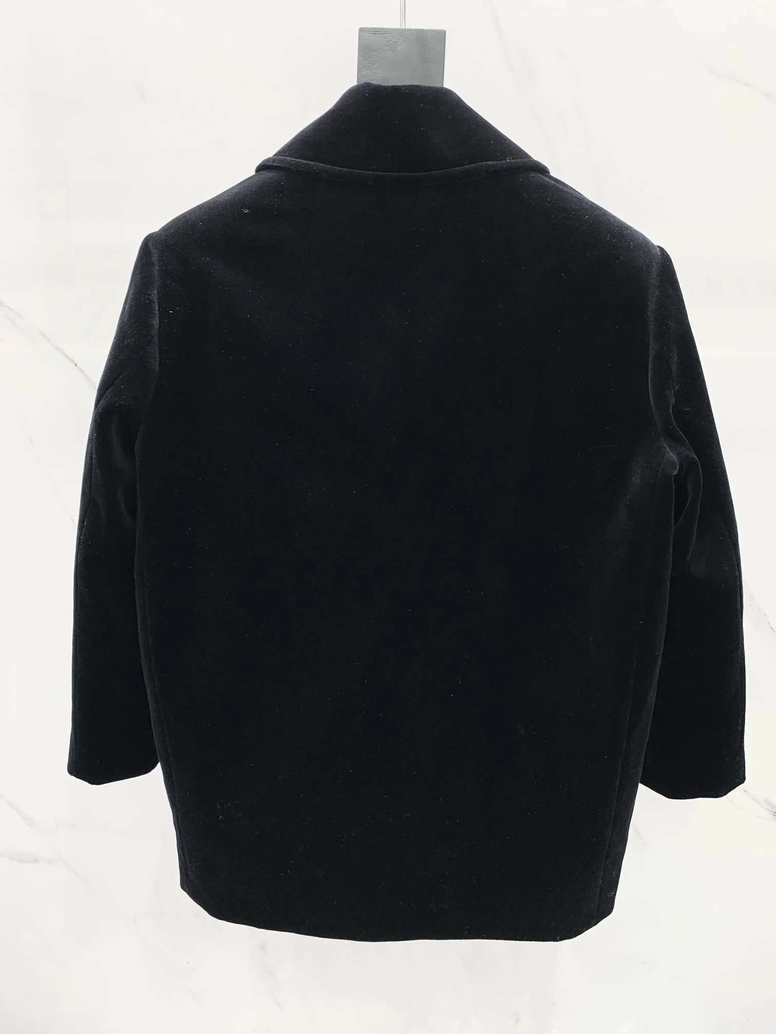

High Quality Autumn Winter Women's Oversized Casual Fashion Buttons Velvet Thermal Beading Letters Cotton Jacket JQ088