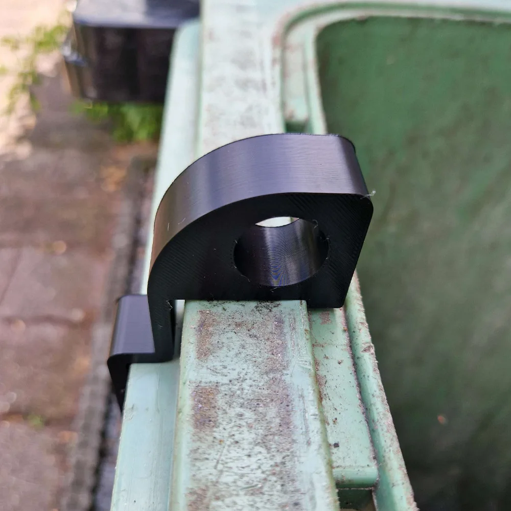 2PCS Trash Bin Ventilation Clip | Anti-Pest, Anti-Odor, Improves Air Circulation, Reduces Unpleasant Smells, Insect Prevention