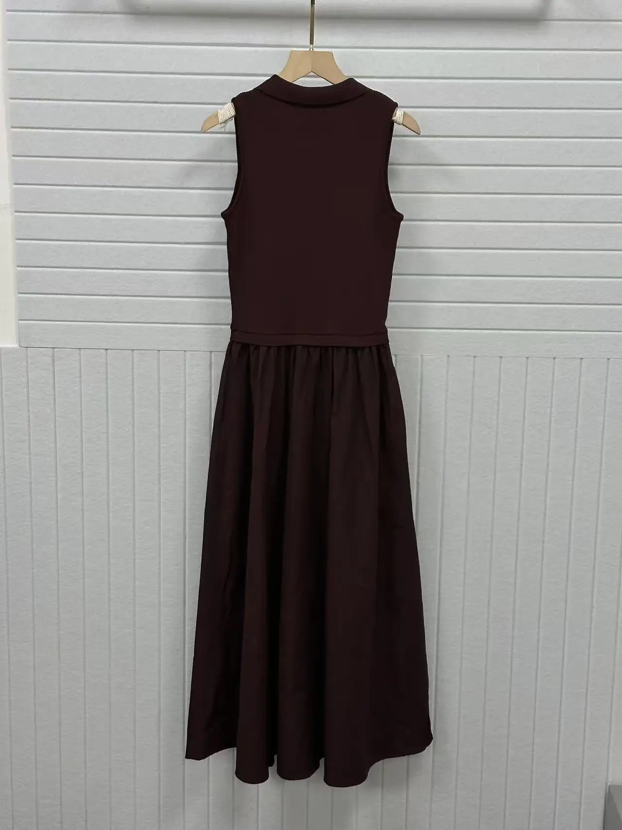 Elegant Burgundy Sleeveless Midi Dress Women 2026 Fall Polo Neck Ribbed Knit A-Line Dress Casual Office Work Wear