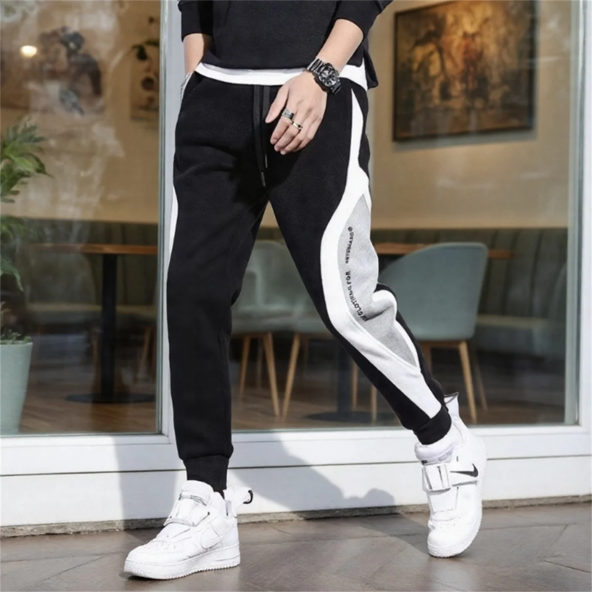 

Autumn Men's Wide Loose Casual Pants Mens Patchwork Nine-point Sports Elastic Rope Breathable Tie-foot Trousers Running Pants