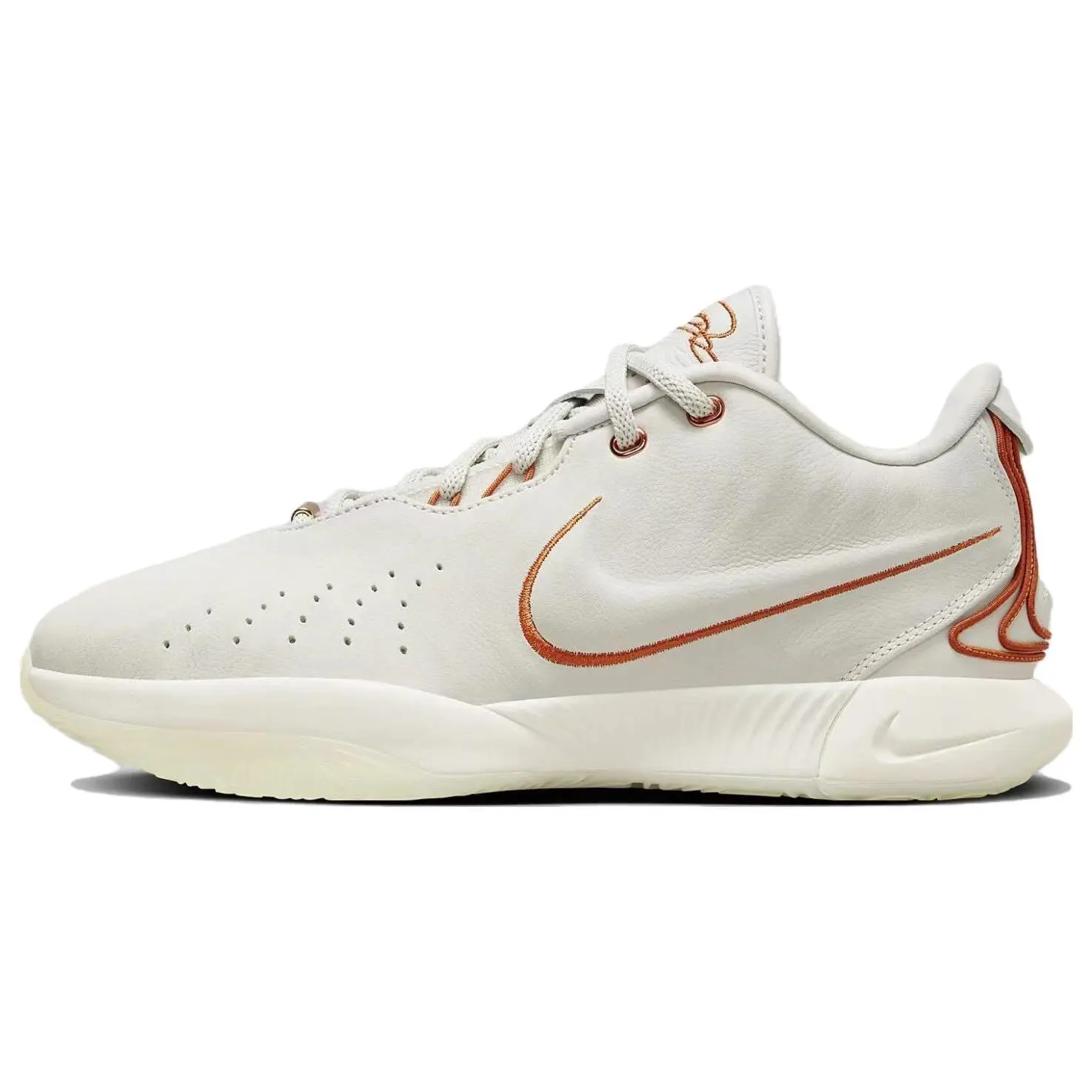 مراجعة شاملة لحذاء Nike LeBron 21 EP Akoya الأبيض الفاتح – الأفضل لمحبي الجري والراحة اليومية