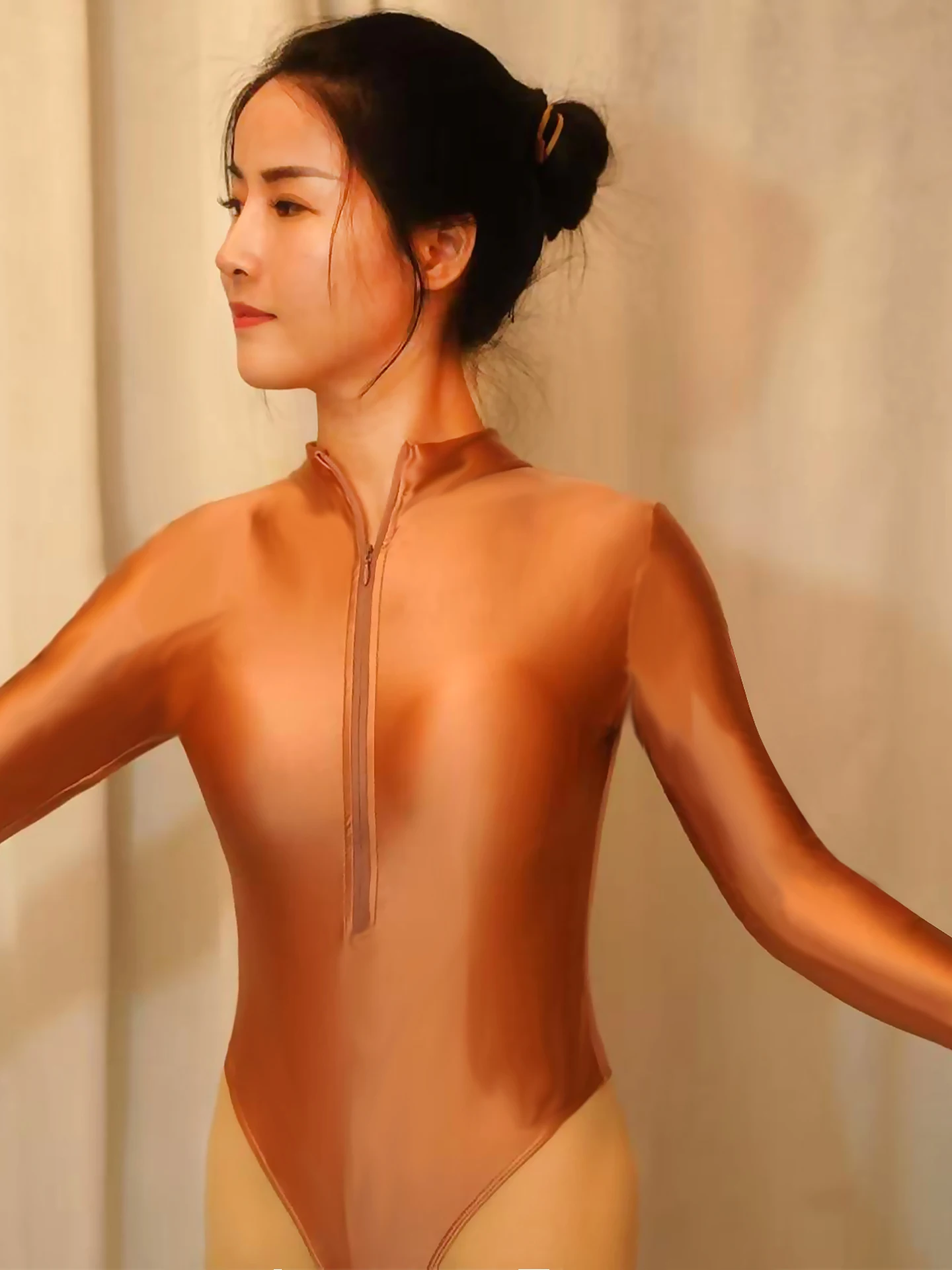ชุดบอดี้สูทเต้นรำแขนยาวผ้าเงา ทรงรัดรูป ตัดสูง ซิปหลัง สำหรับโยคะ ยิมนาสติกลีลา ชุดว่ายน้ำ ชุดเต้นรำ