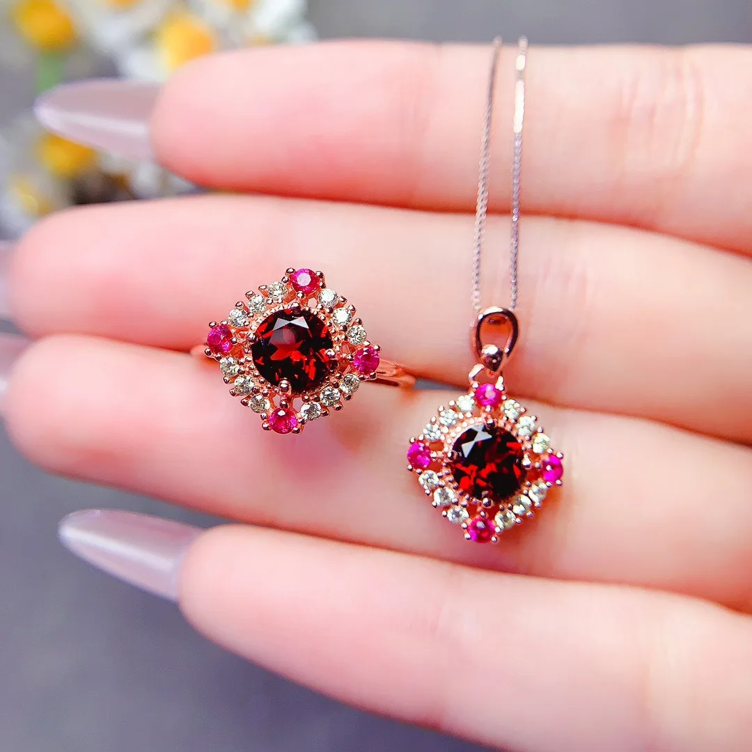 

KJJEAXCMY Girls' Natural 6x6mm Red Garnet Necklace Pendant Ring Set 925 Pure Silver Plated Rose Gold Christmas Gift for Girlfrie
