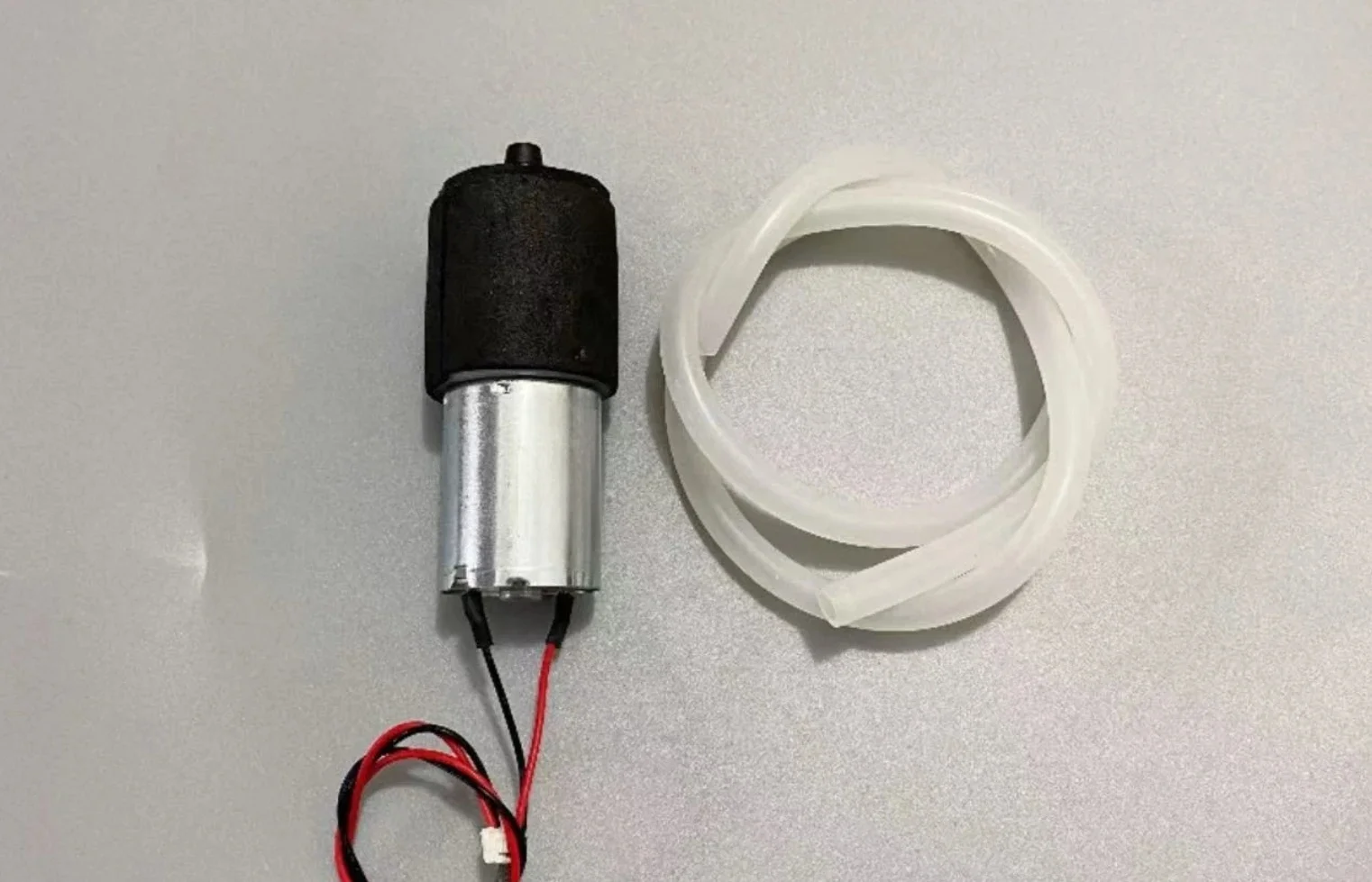 Für Narwal J1 J2 Kanalisationspumpe/Klarwasserpumpe/Wasserpumpe DC12V 4W ED 100% ET27-06-12-800-2.5