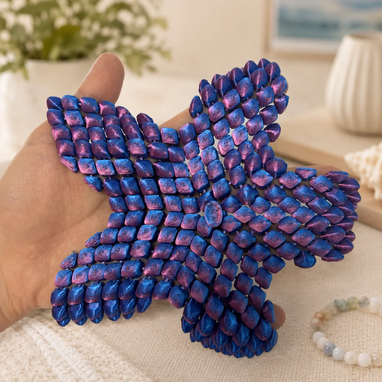 3D Printed Articulated Starfish Decor, Flexible Ocean Animal Sculpture, Coastal Home Office Shelf Ornament