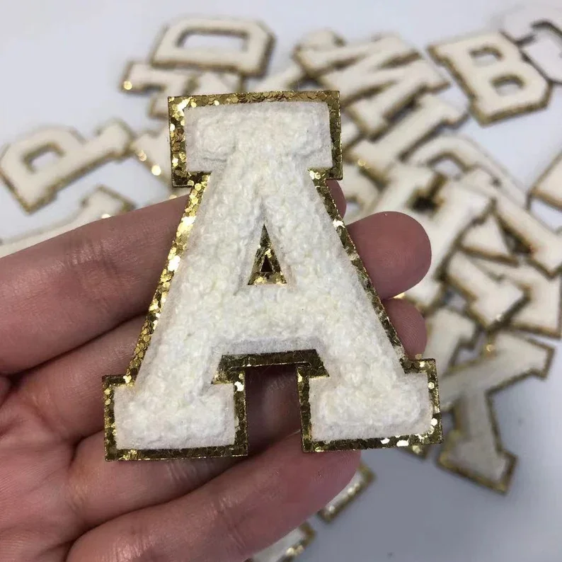 A-Z Filzen Aufkleber Große Rosa Handtuch Englisch brief Patches für Kleidung Stickerei Appliques Kleidung name Diy Handwerk Zubehör