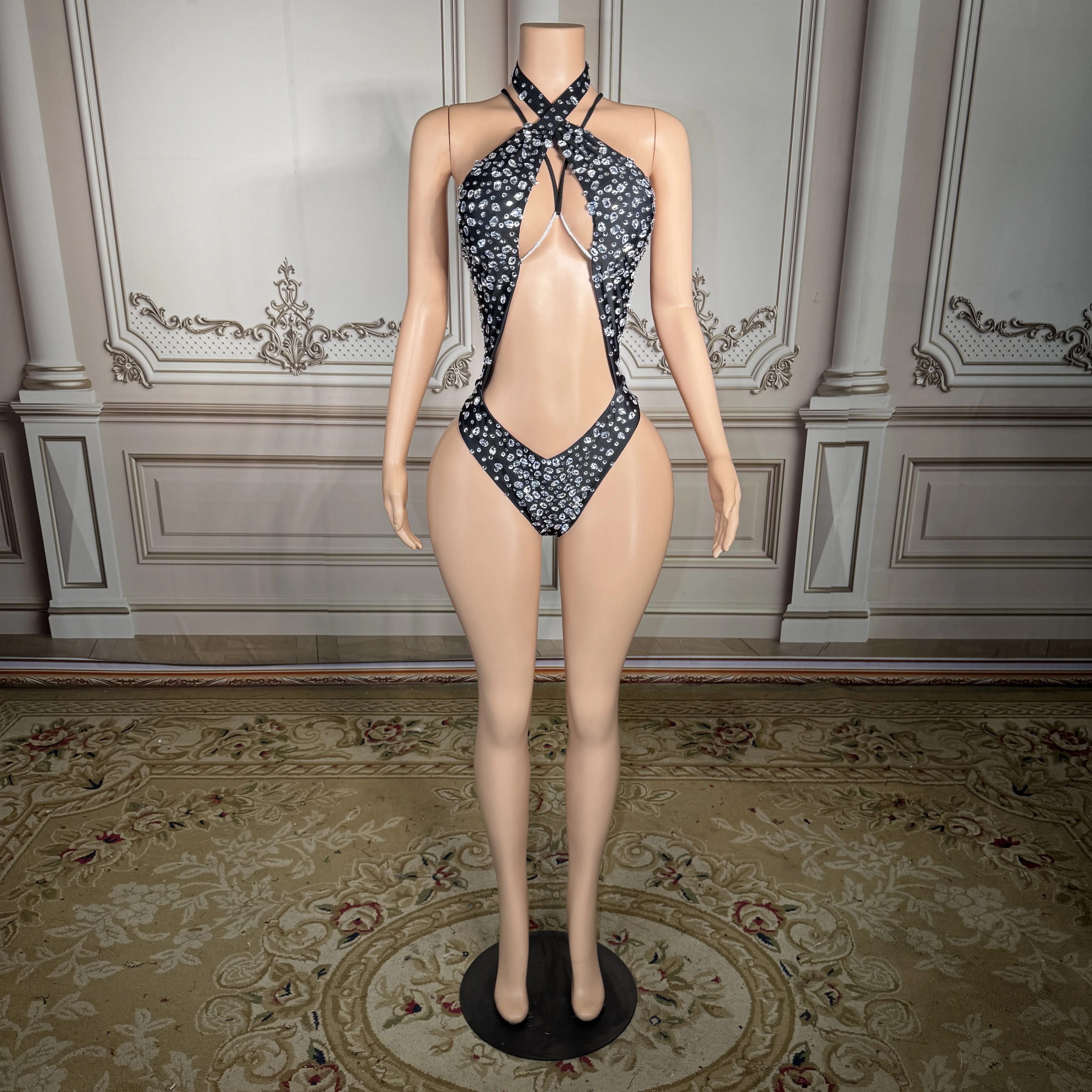 

ZD New Sexy Black Rhinestone Bikini Set Women Halter Neck Two Piece Swimsuit Luxury Crystals Summer Beachwear Vacation Pool Part