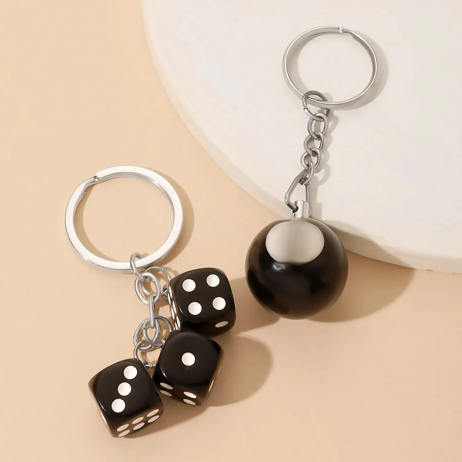 Mini porte-clés de billard noir porte-bonheur pour hommes, boule de table n ° 8, dés, taille, sac à dos, pendentif, clé de voiture, cadeau créatif
