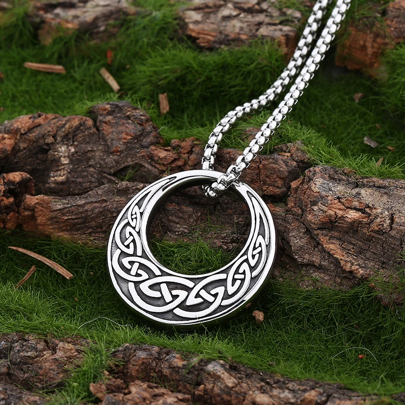 Vintage Choker 2023 New Stainless Steel Unique Celtic Knot Pendant Necklace For Man Viking Jewelry Dropshipping Couple Gift