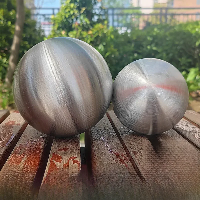 Kula dekoracyjna ze szczotkowanego metalu ze stali nierdzewnej 304, matowa powierzchnia, wewnątrz i na zewnątrz, średnica 25 mm-300 mm — zdjęcie 2
