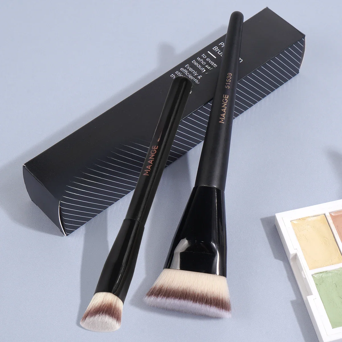 MAANGE-Pinceau de maquillage sans défaut, fond de teint plat/angle, contour sous les yeux, pinceau pour crème liquide, outils de beauté, 2 pièces