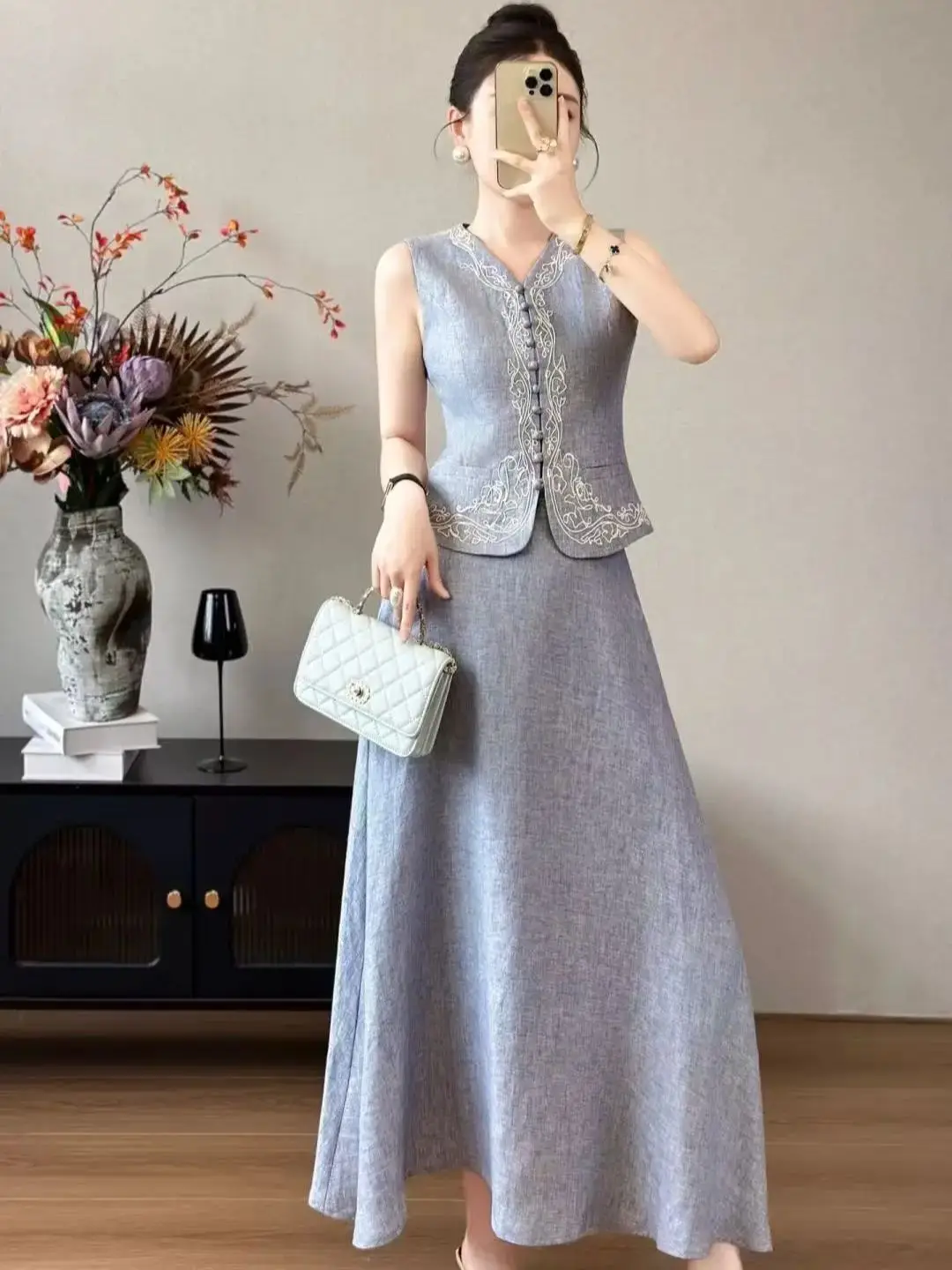 Women's solid color heavily embroidered linen V-neck elegant long two-piece set