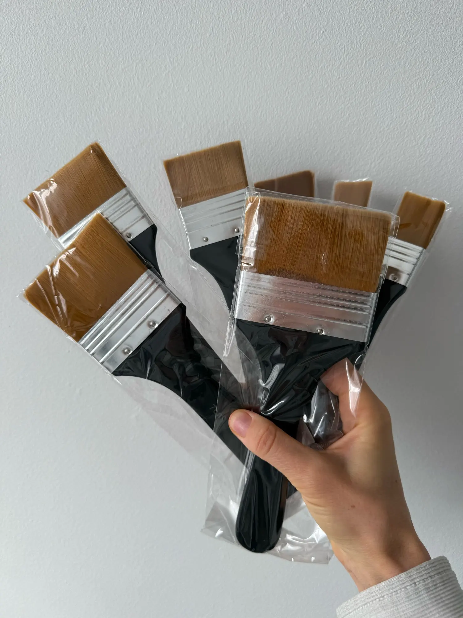 Nylon Flat Board Paint Brushes Set, Row Brushes for Acrylic Watercolor Wall Art, Professional Painting Tools photo review