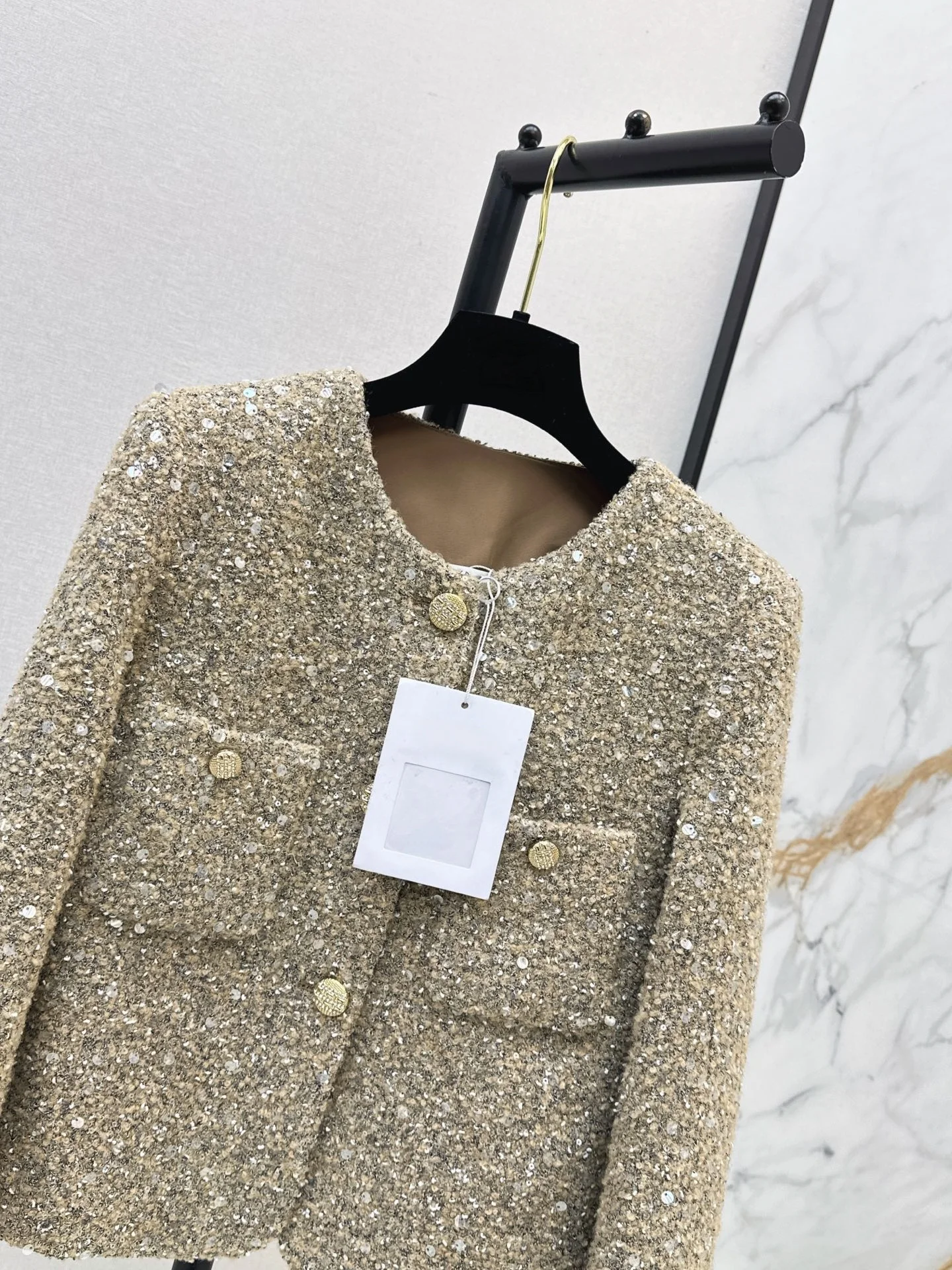 2026 Women Tweed Jacket Sequin Embellished Multi Yarn Weave Handmade Edge Trim Gold Diamond Inlaid Buttons Cropped Outerwear