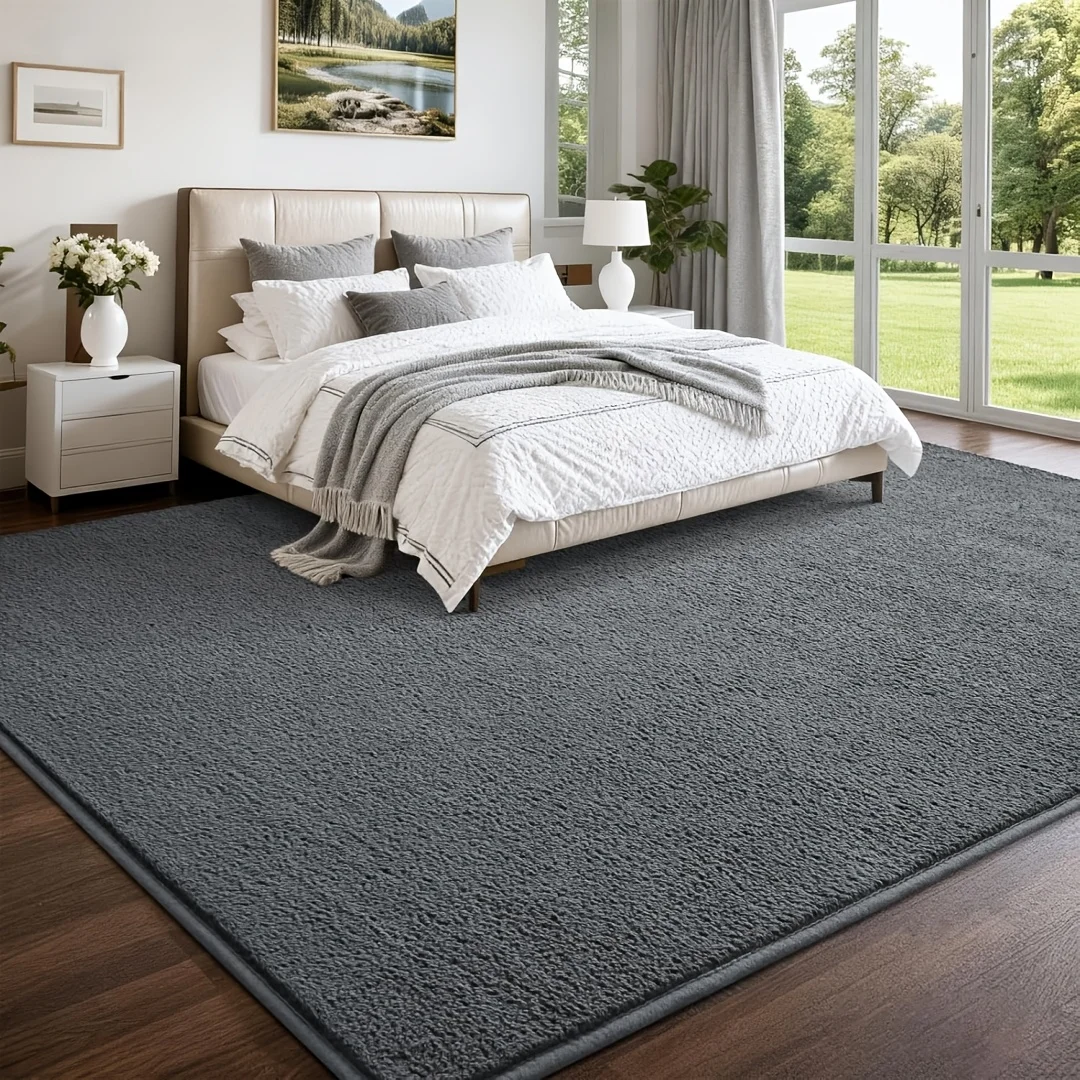 Short-pile washable shaggy area rug, suitable for living room, bedroom, and dining room, in beige and dark gray