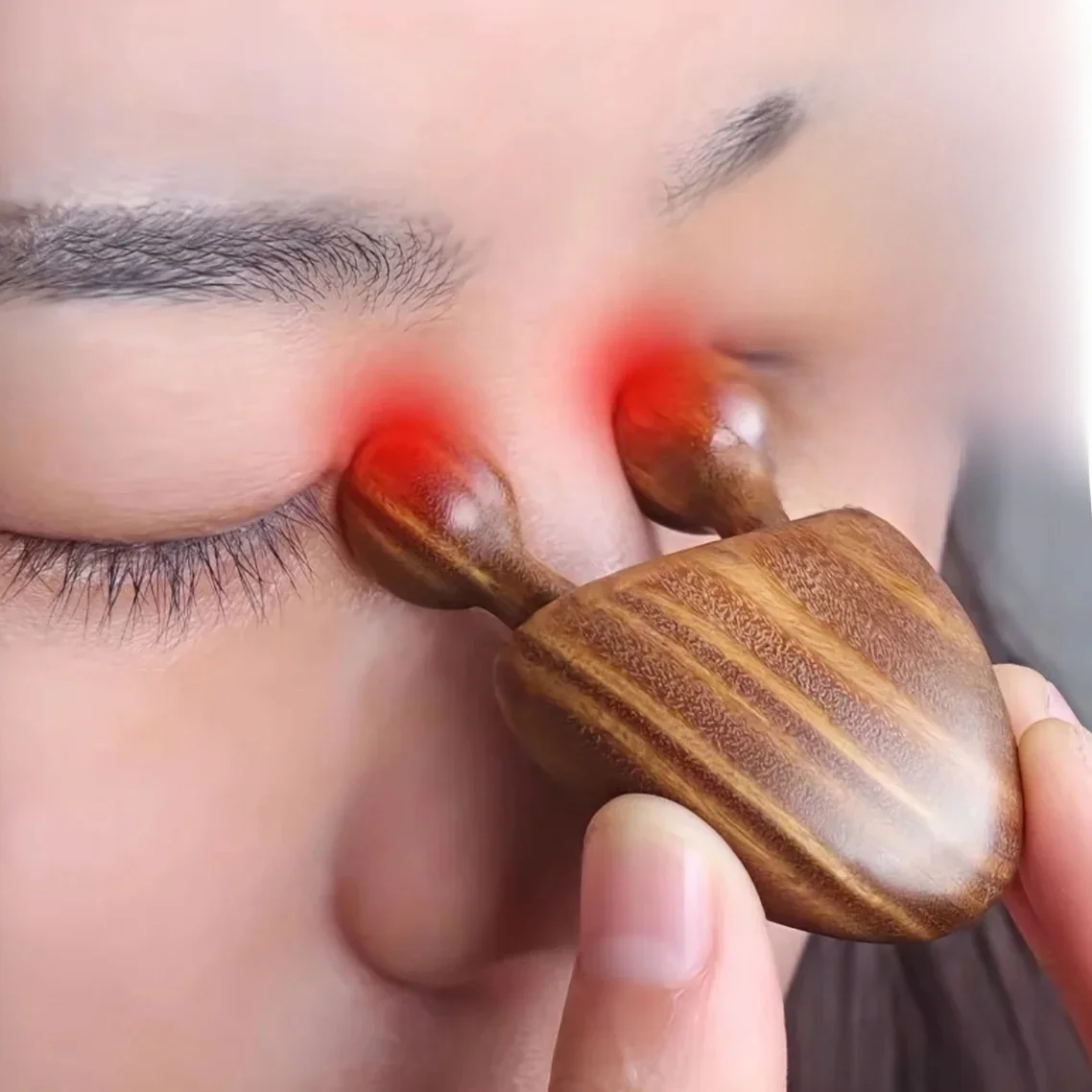 Masseur de visage en bois de santal, 1 pièce, masseur de nez et de visage, outil de soulagement des yeux, Massage méridien du visage d'escargot
