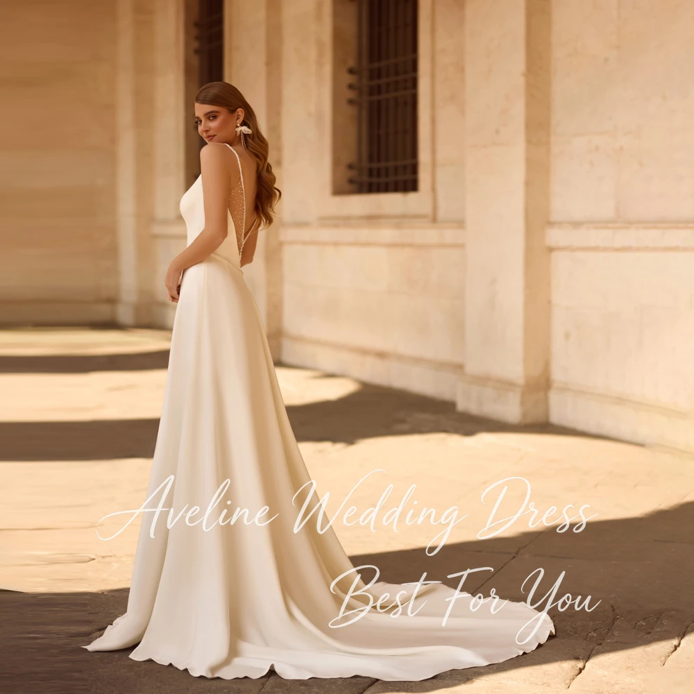 Simple V-Neck Beading Spaghetti Straps A-Line Wedding Dress 2026 Women Backless Buttons Sweep Train Vestidos De Novia Customized