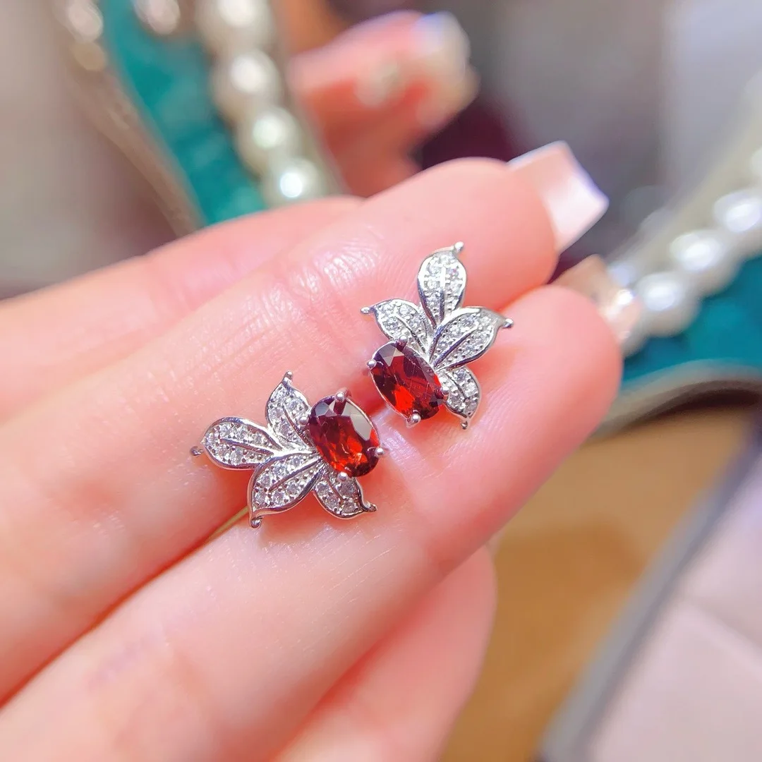 925 sterling silver inset natural red garnet 4x6mm girls electroplated platinum niche earrings to girlfriend New Year birthday