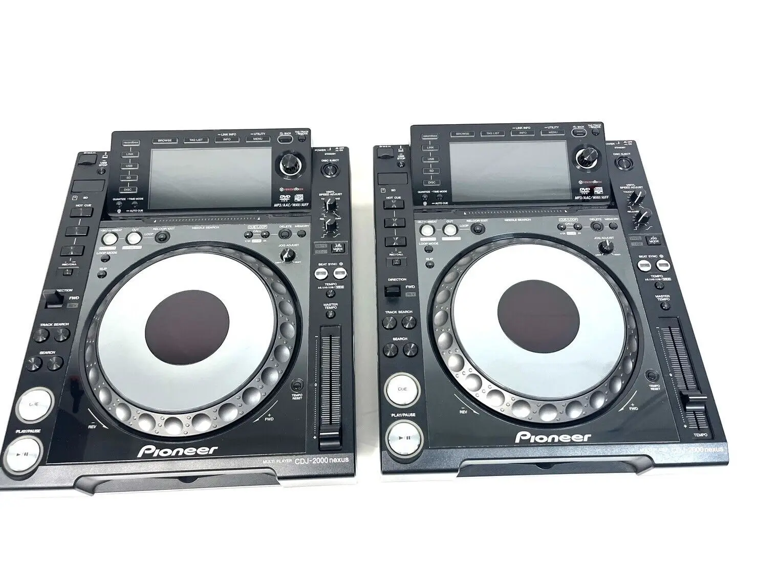 CDJ-2000 Pioneer: A Comprehensive Review and Guide for DJs