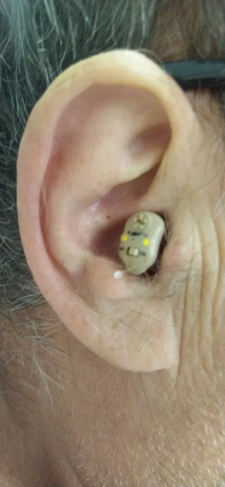 Mini Audífonos Intrauriculares OTC con Carga Magnética Z-19 photo review