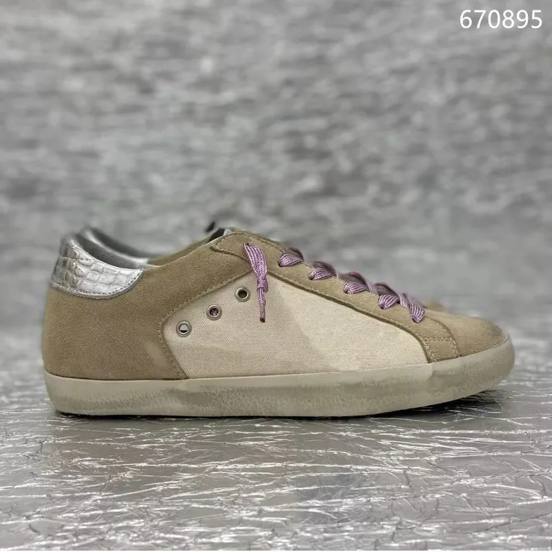 حذاء كلاسيكي ذهبي للرجال والنساء ، حذاء بتصميم جلد حقيقي ، مصمم فهد فضي لامع ، جديد