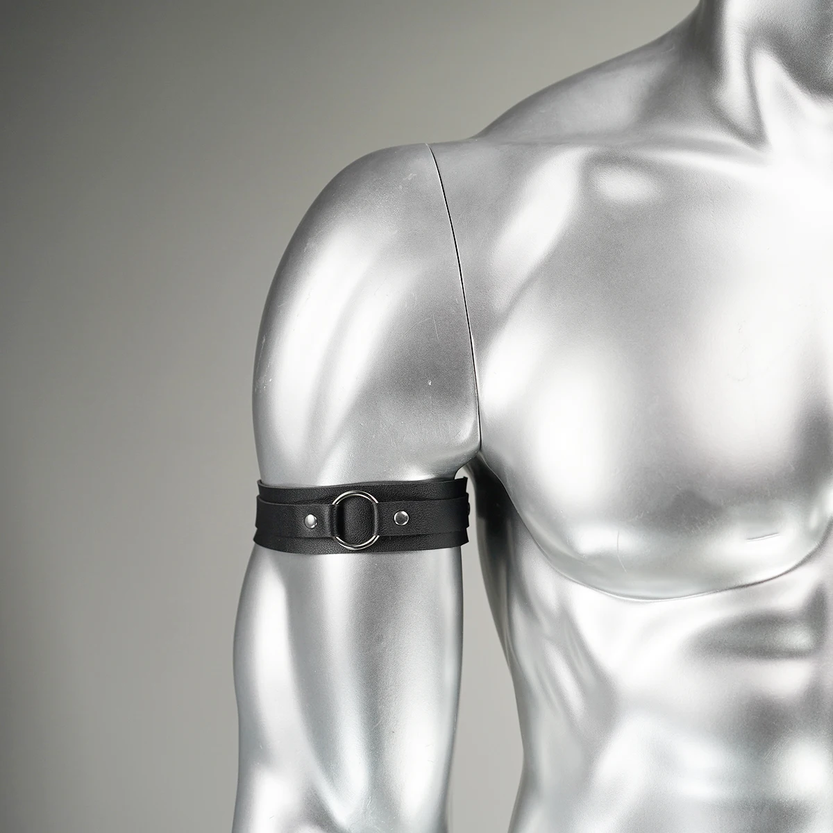 فاسق الهيب هوب مثير بولي Leather جلد موضة الرجال شارة ، قابل للتعديل عبودية مطاطا شارة الجسم قفص حلقات للذراع المثيرة الهذيان تأثيري