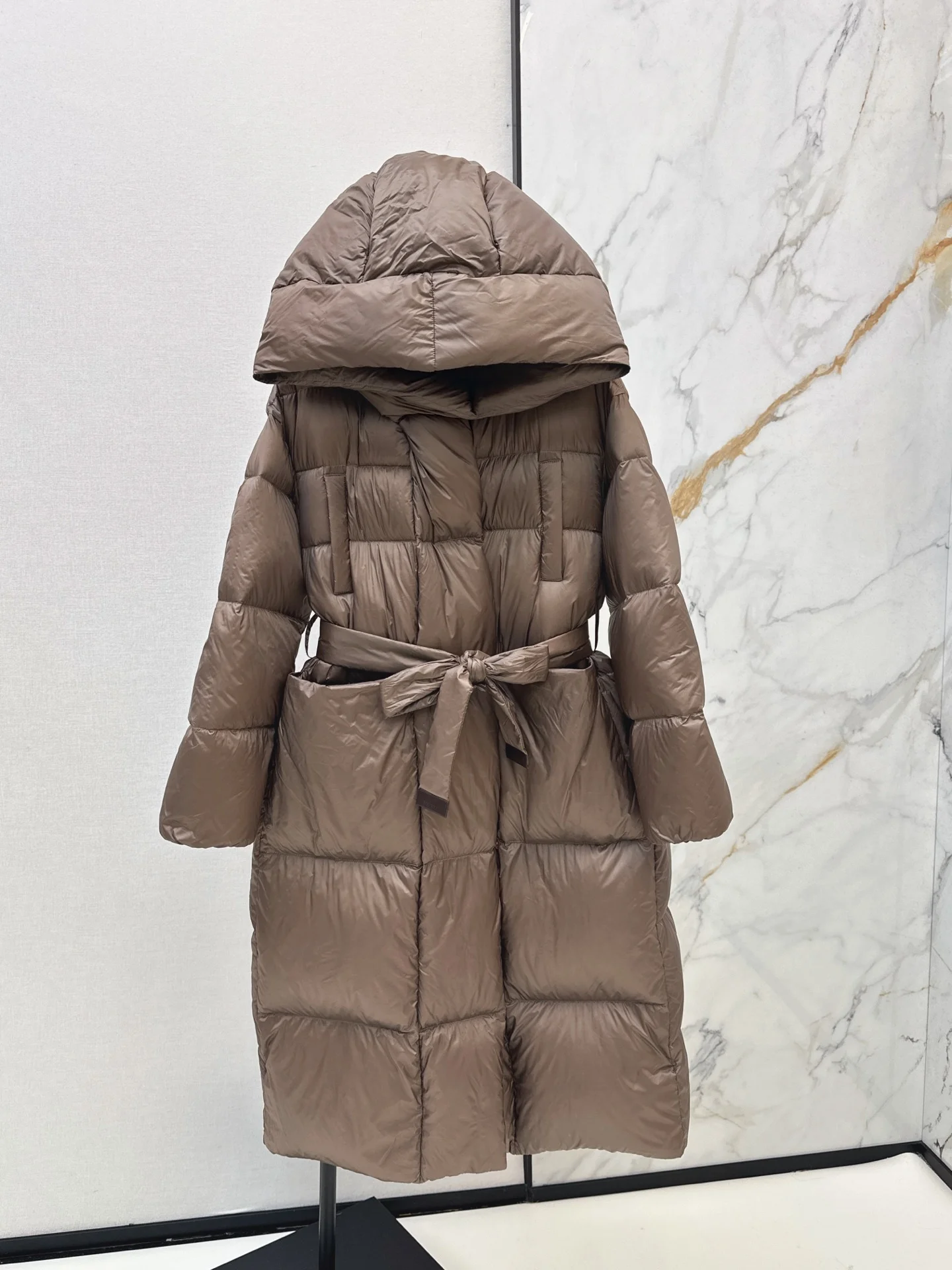 2026 Women Winter Tie‑Waist Hooded Long Puffer Coat ZX5722