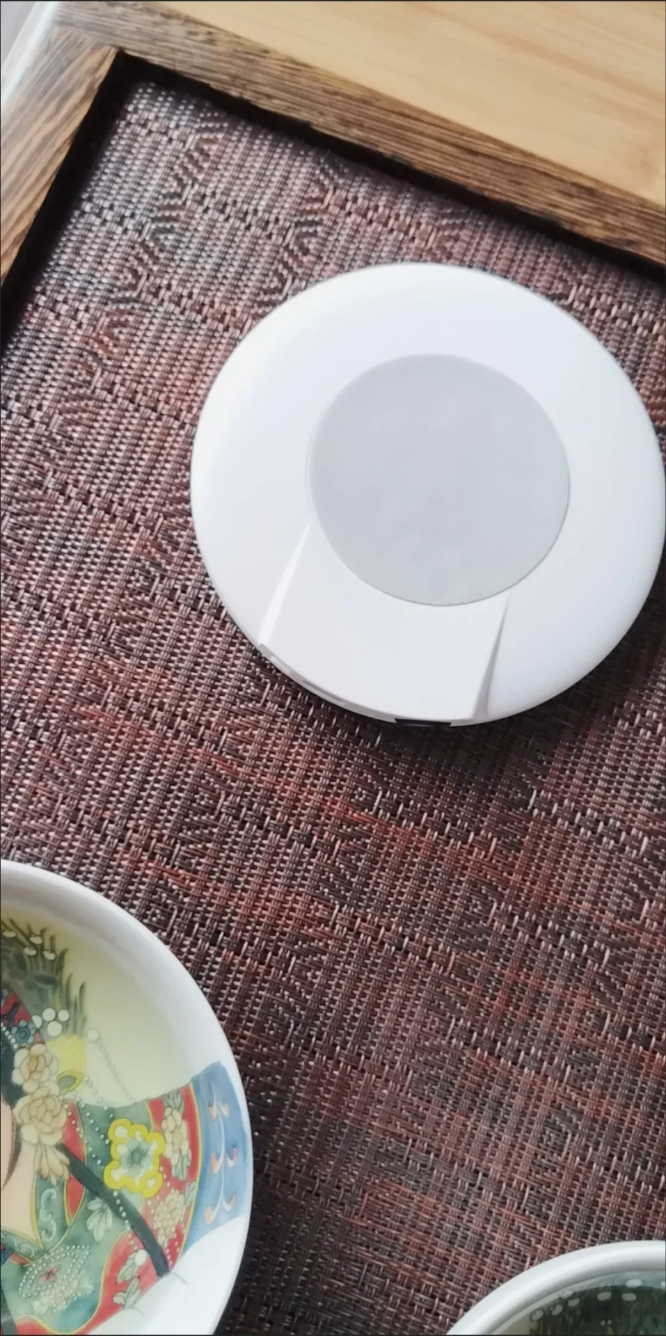 Customer photo of the PillowTone under-pillow speaker