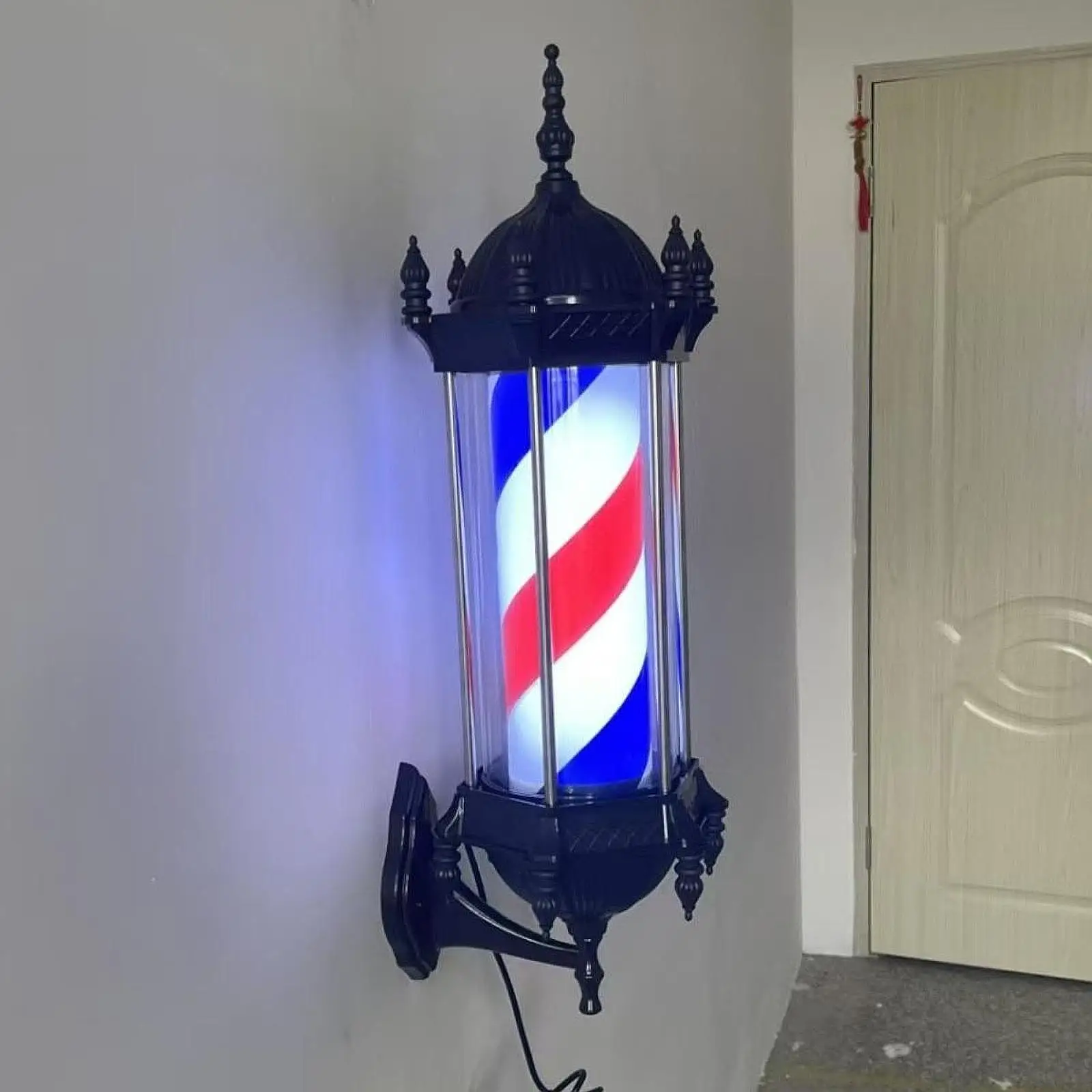 ضوء عمود الحلاق لتصفيف الشعر، علامة LED دوارة، تركيبات إضاءة لصالون الحلاقة