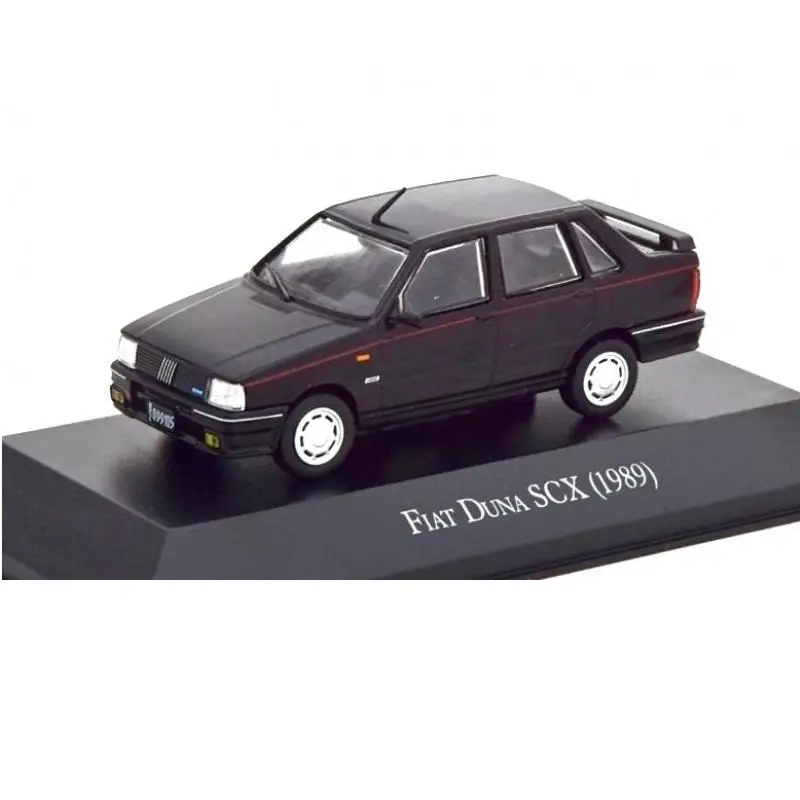 Salvat, Duna Scx 1989 Classic Sedan Édition Limitée, Échelle 1:43, Miniature en métal moulé sous pression, Collection Argentine Unforgettable Cars, Sans fascicule, Emballage blister original pouvant être froissé, Base d'identification du modèle et de l'année