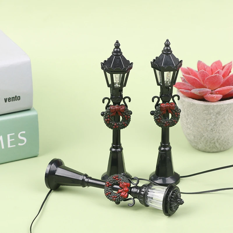 4Pcs/Set Christmas Mini Street Light Models Dollhouse Streetlight Micro-Landscape Fairy Garden Accessories image 6