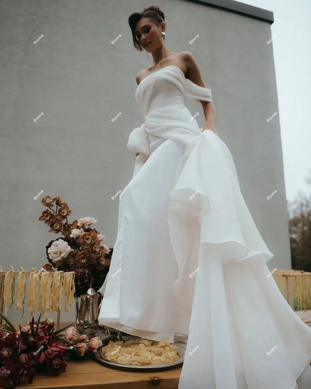 Booma linha a vestidos de casamento sem alças plissados organza noivas vestido de festa alta fenda lateral vestidos de noiva para mulher personalizado