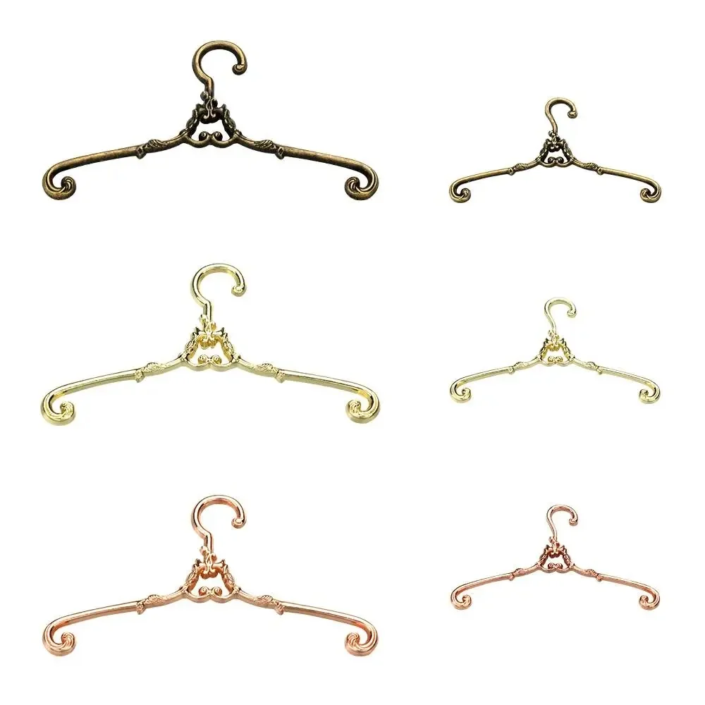 5 sztuk/zestaw Retro wieszaki ze stopu dla Ob11 lalek domek dla lalek szafa sypialniana ozdobne lalki stojak na odzieź 4/6.5cm wieszaki meble — zdjęcie 2