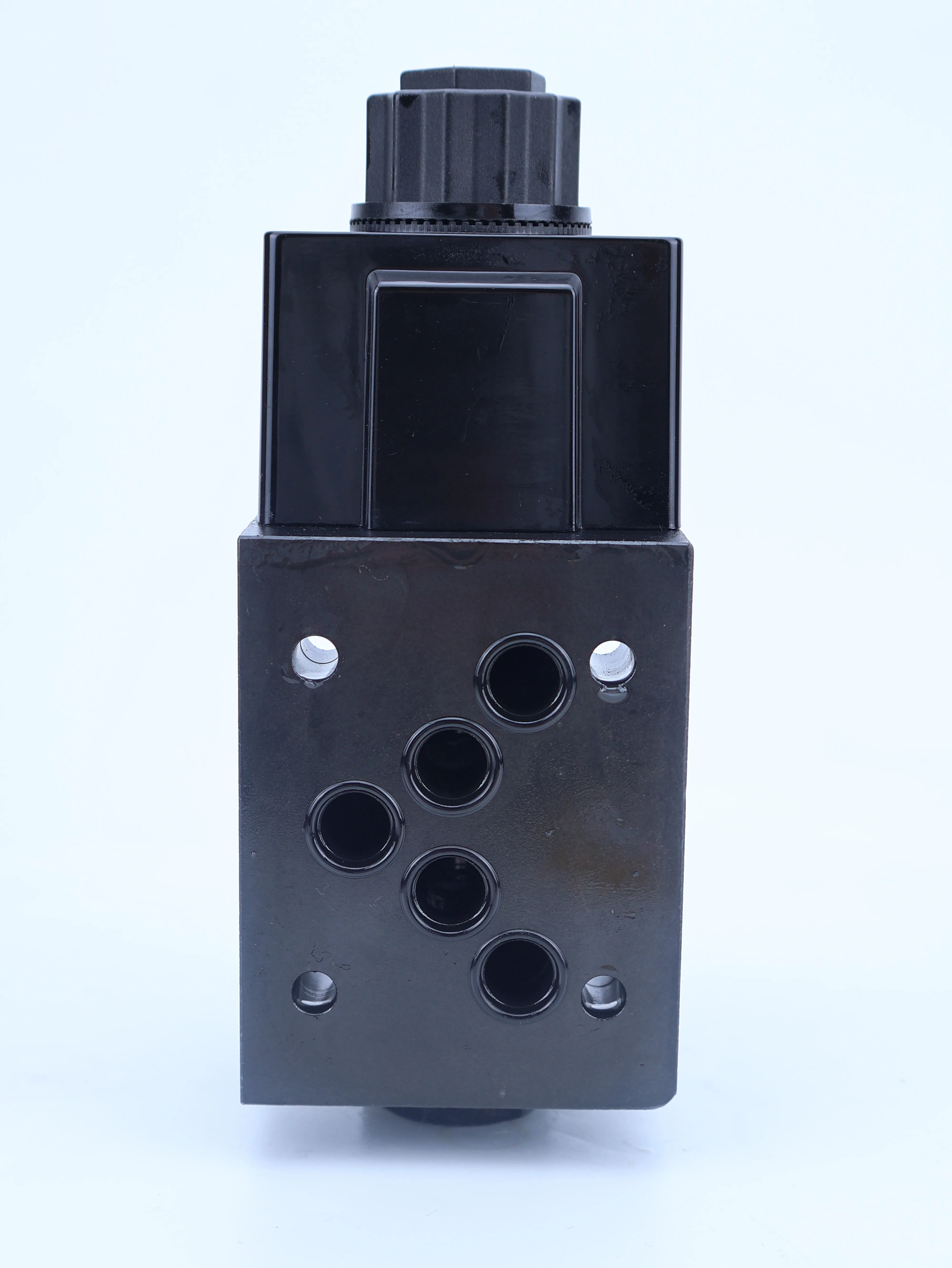 DSG 01 02 03 Hydraulic Valve DSG-01-2B3B-D24-N1-50 DSG-02-3C2-D24-LW DSG-03-3C2-D24-N1-50 Hydraulic Solenoid Directional
